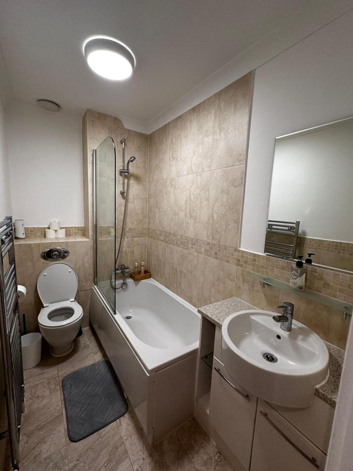 City Lux Apartment Londra Exterior foto